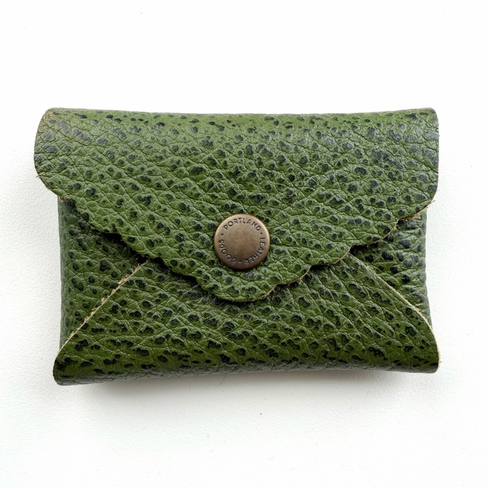 Portland Leather Avocado Daisy